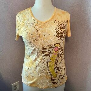 Disney tigger t-shirt